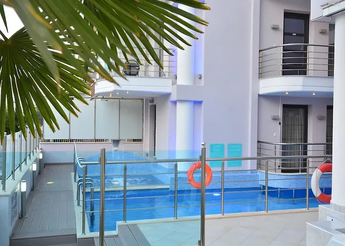 Hotel Panorama *